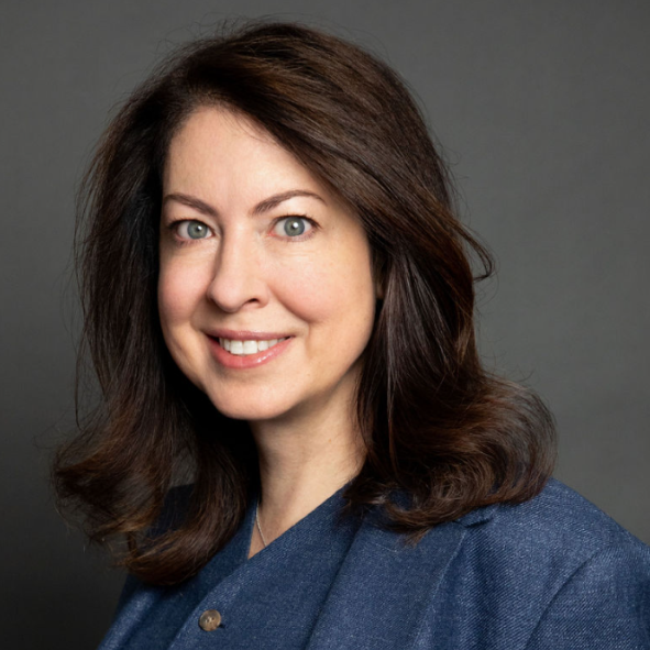 Deirdre Leone