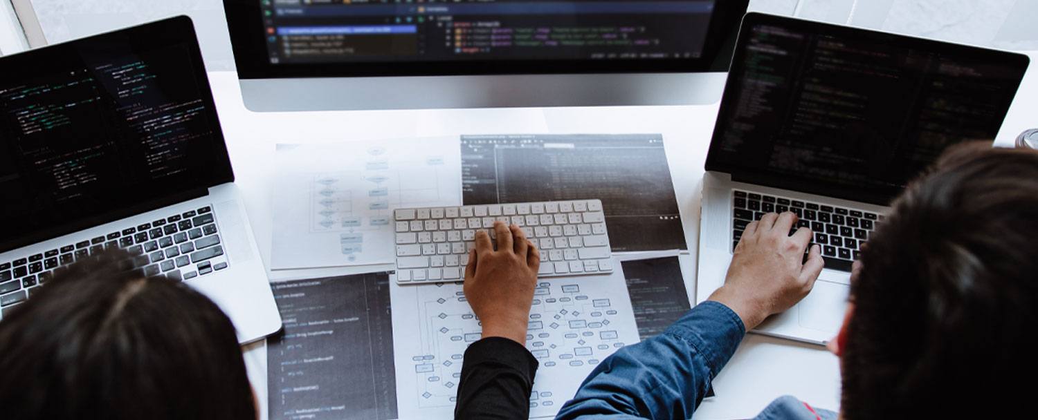 Managing Contracts With Document Version Control Software