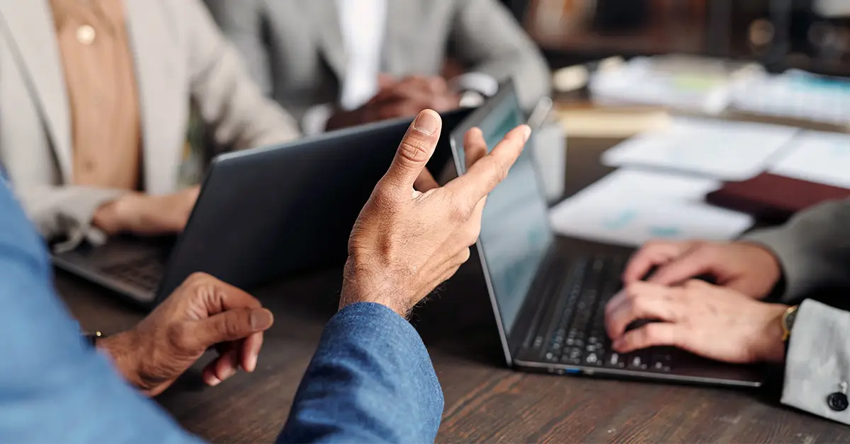 How to Write a CLM RFP: Complete Guide for Legal & Procurement Teams [2026]